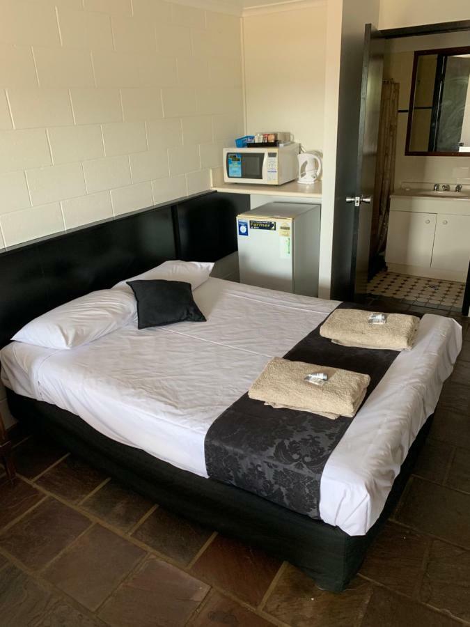 Longreach Most Central Motel Εξωτερικό φωτογραφία